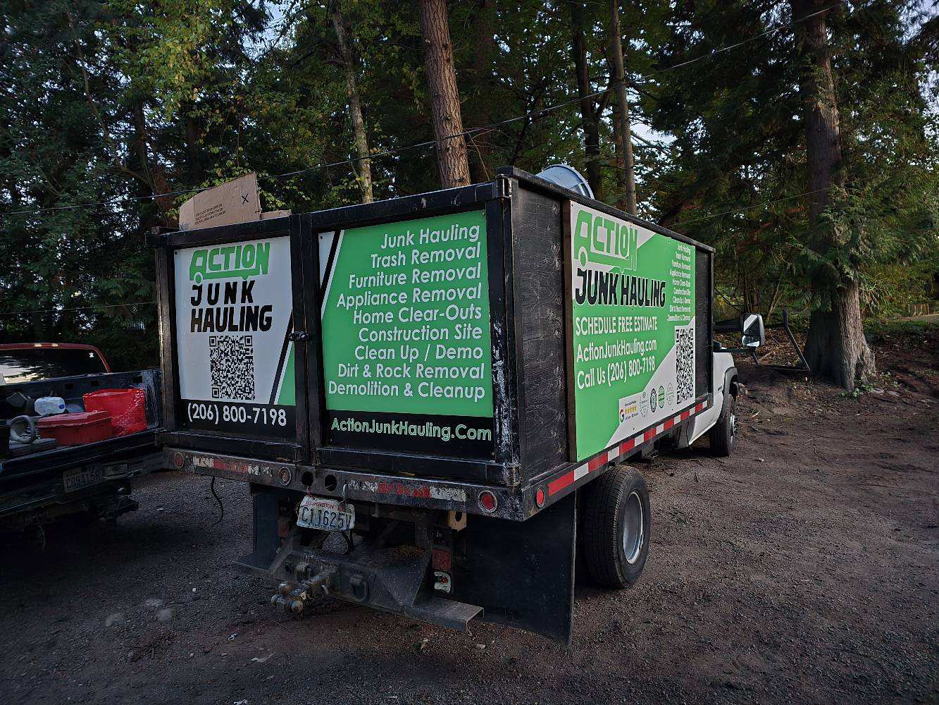 Decluttering Made Simple Through a Versatile and Fast Junk Removal Service